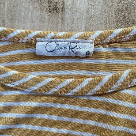 Olivia Rae Striped Front Knot Long Sleeve Top - Picture 5 of 6